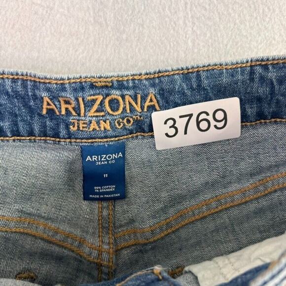 Arizona Jean Company Shorts Women 11 Distressed Hi-Rise Shortie Factory Zip Hem - Picture 7 of 9